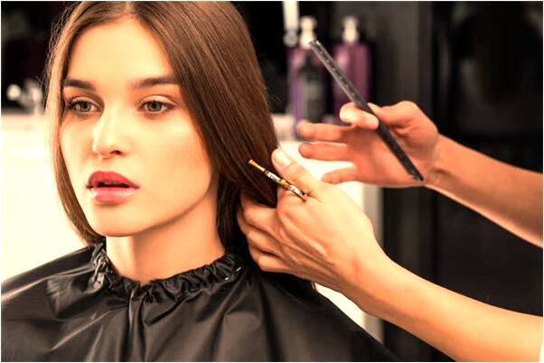 你知道沙龙的真正意思吗?沙龙是法语Salon的音译原意是客厅