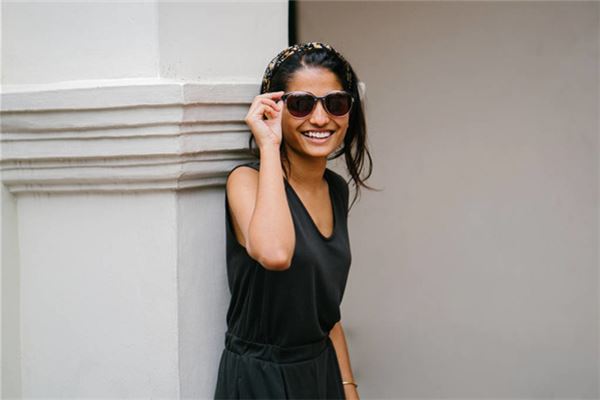 容易被感情牵绊住的女人面相有哪些