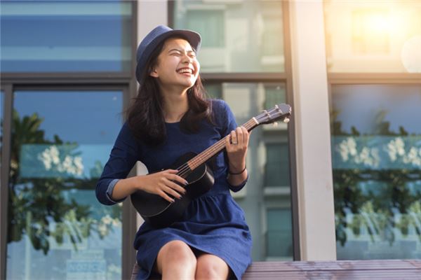 面相看出哪些女人比较主动
