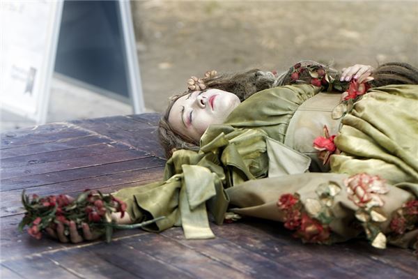 梦见死人人是什么意思