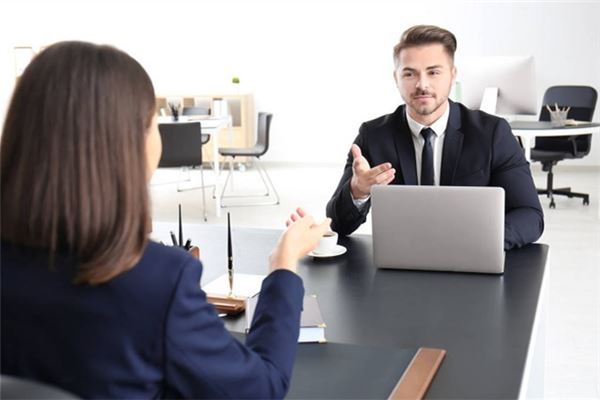 生肖猴老板会给谁加薪