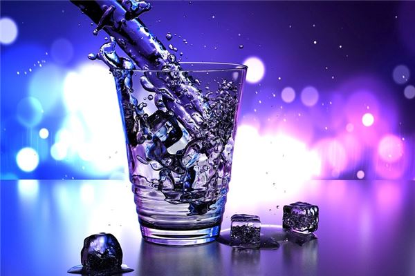  梦见冰水《梦见冰水是什么意思》 周公解梦