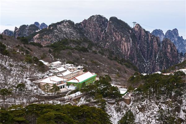  梦见名山大川《梦见名山大川什么意思》 周公解梦