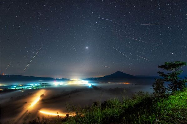 属猴人看到流星许的愿望 属猴人看到流星许的愿望《属猴人看到流星许的愿望会怎么样》 生肖运势