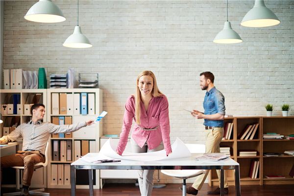 鼻子右边有痣的面相 鼻子两侧鼻翼有痣好不好