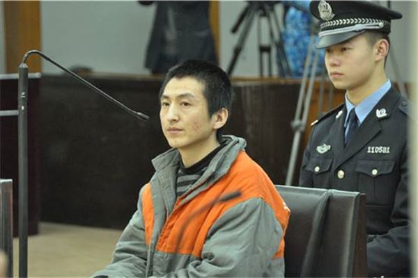 故宫大盗石柏魁