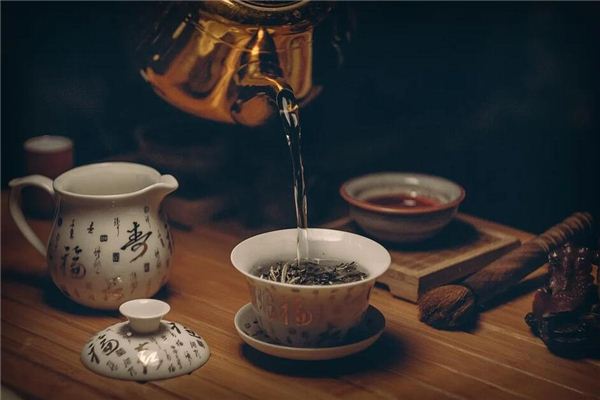 梦见茶 喝茶 端茶 煮茶 梦见茶 喝茶 端茶 煮茶《梦到煮茶喝》 周公解梦