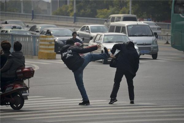 梦见对父母下手 梦见对父母下手《梦见对父母下手什么意思》 周公解梦