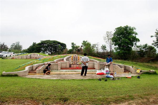 扫墓归来什么梦最可怕