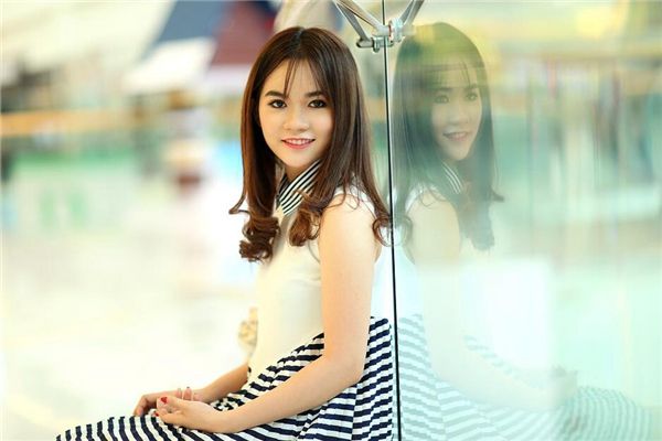 中国姓氏英文翻译大全
