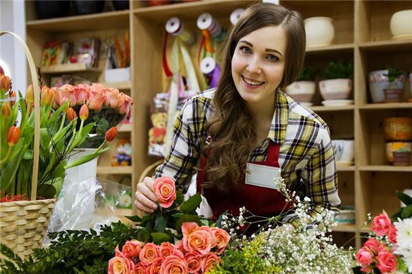 面相分析:2、小人形相法与纹、痕、痣破