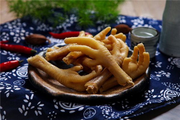 梦见鸡爪 吃鸡爪