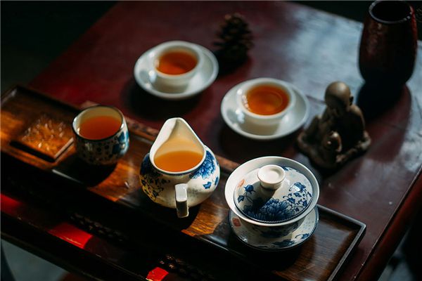 梦见和朋友一起喝下午茶