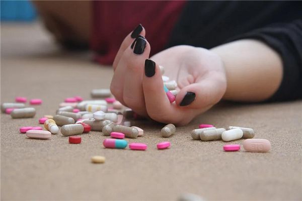 梦见外婆自杀