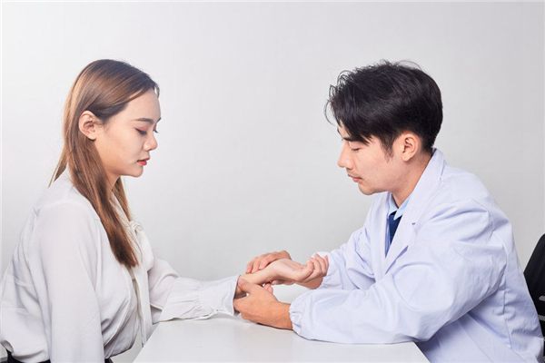 梦见敌人生病