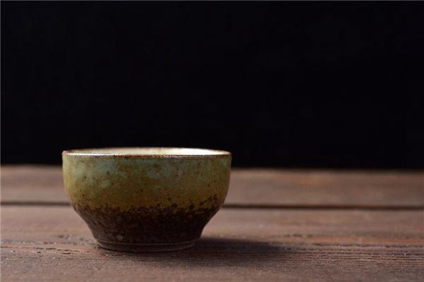 梦见碗里有屎