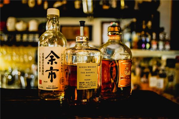 梦见威士忌酒