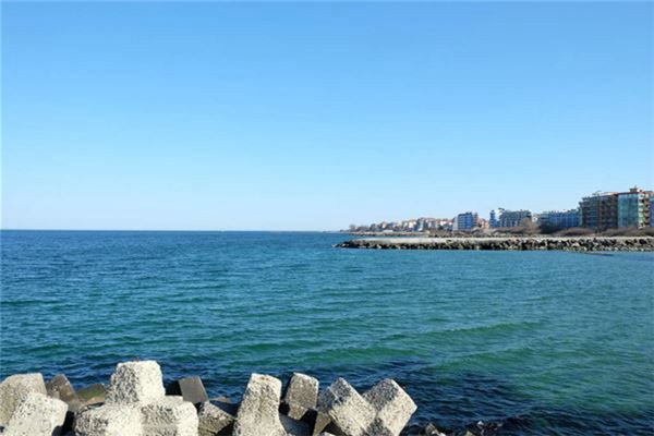 梦见蓝色的海