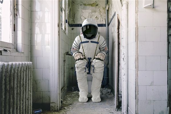 梦到自己拉大便 梦到自己拉大便