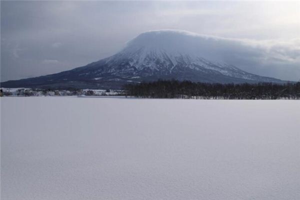 梦见冰天雪地是什么意思 梦见冰天雪地《梦见冰天雪地是什么意思》 周公解梦