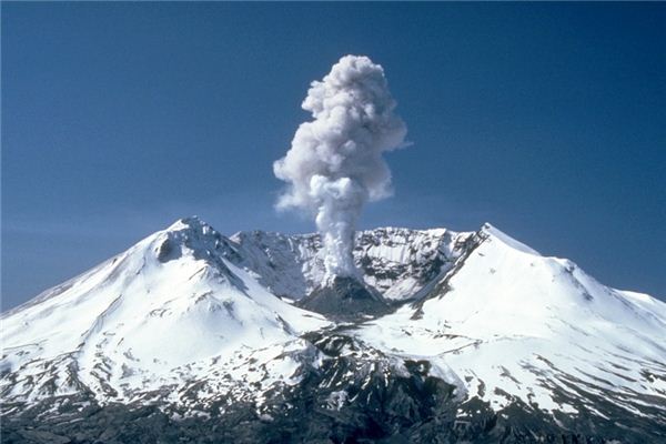 梦见火山爆发是什么意思 梦见火山爆发是什么意思
