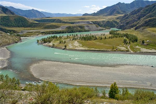 梦见江河湖是什么意思 梦见江河湖《梦见江河湖泊》 周公解梦