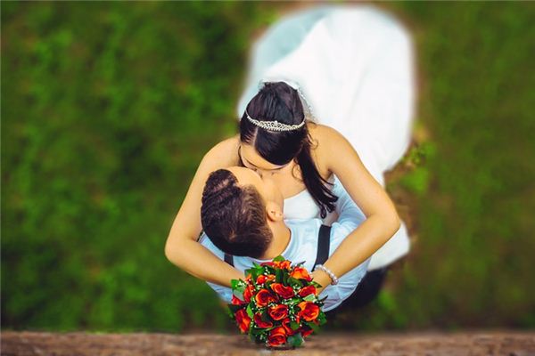 梦见男朋友有别的女人 梦见男朋友有别的女人