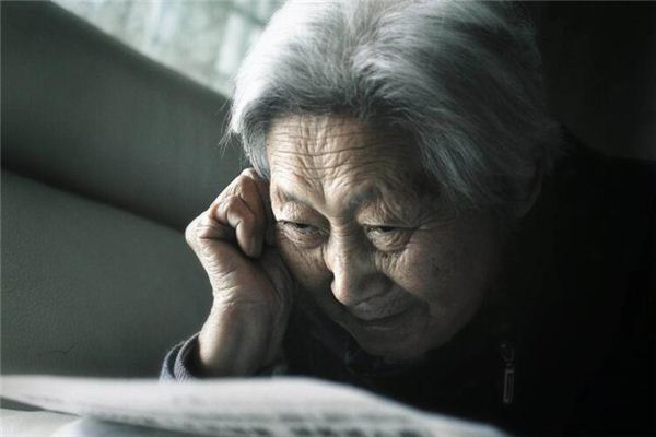 梦见母亲去世自己大哭