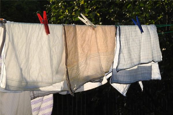 梦见洗床单是什么意思 梦见洗床单是什么意思