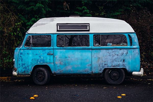 梦见面包车是什么意思 梦见面包车是什么意思