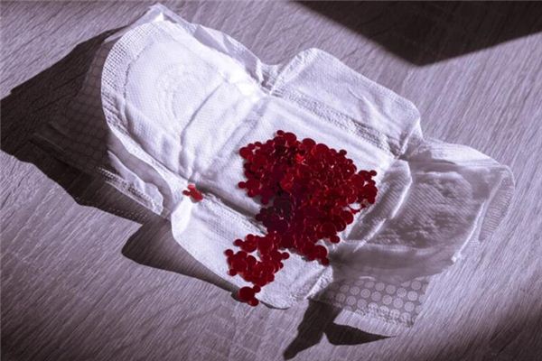 梦见来例假是什么预兆 梦见来例假是什么预兆