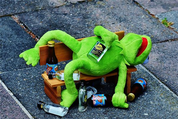 梦见喝醉酒是什么预兆 梦见喝醉酒是什么预兆