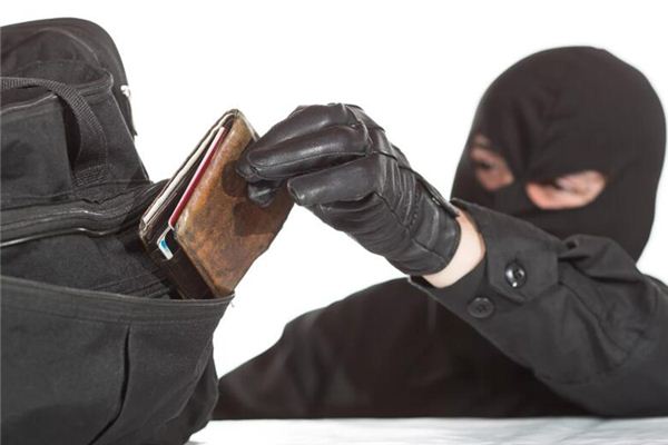 梦见钱被抢是什么预兆 梦见钱被抢是什么预兆