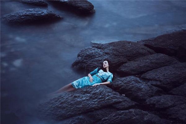 梦见死人活是什么意思 梦见死人活是什么意思