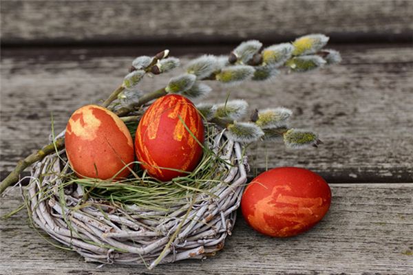 梦到捡鸡蛋鸡蛋破了 梦到捡鸡蛋鸡蛋破了