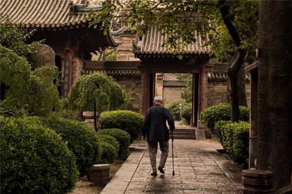 梦到去世的爸爸还活着 梦到去世的爸爸还活着