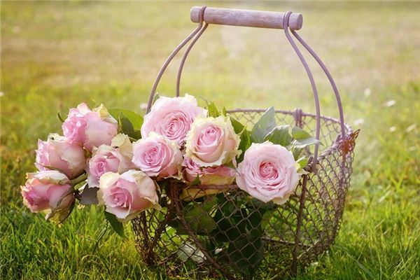 梦见自己在是什么意思 梦见自己在是什么意思