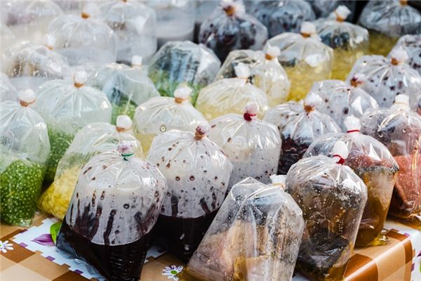 梦见塑料袋是什么意思 梦见塑料袋是什么意思