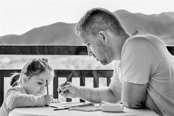 梦见打骂女儿是什么意思 梦见打骂女儿是什么意思