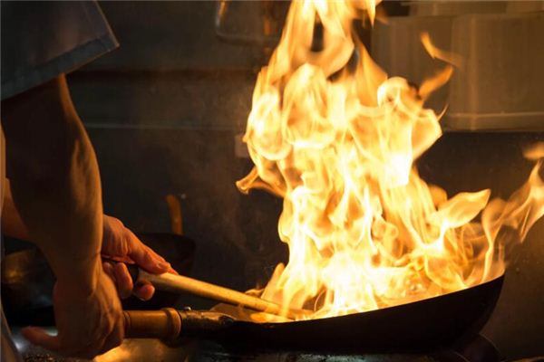 梦见锅里着火是什么意思 梦见锅里着火是什么意思