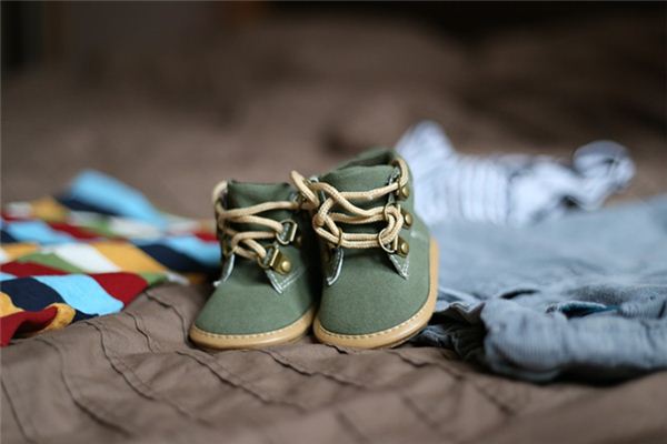 梦见鞋子被偷是什么意思 梦见鞋子被偷是什么意思