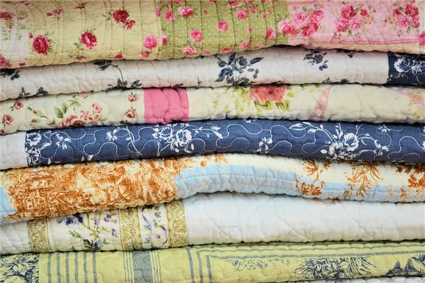 梦见被子剪断是什么意思 梦见被子剪断是什么意思