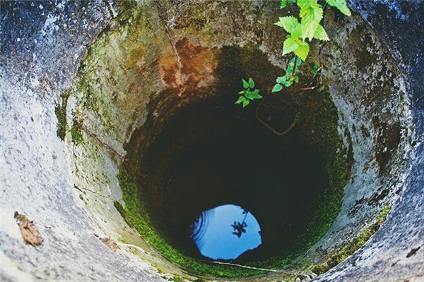 梦见井水浑浊是什么意思 梦见井水浑浊是什么意思
