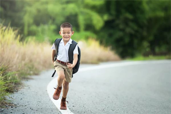 梦见上课迟到是什么意思 梦见上课迟到是什么意思