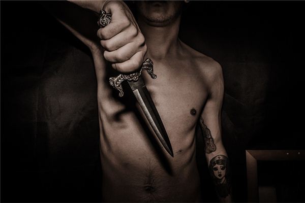 梦见持刀杀人是什么意思 梦见持刀杀人是什么意思