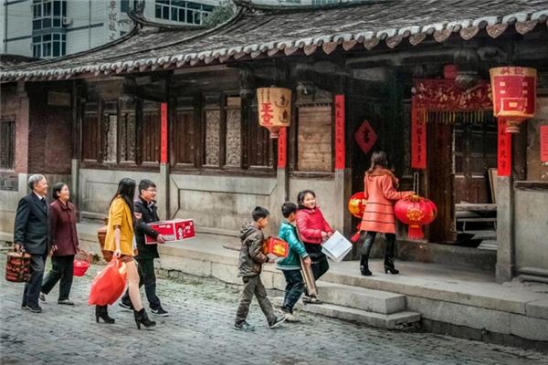 梦见老家来人是什么意思