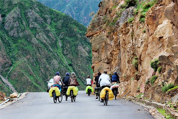 梦见远离家乡是什么意思 梦见远离家乡是什么意思