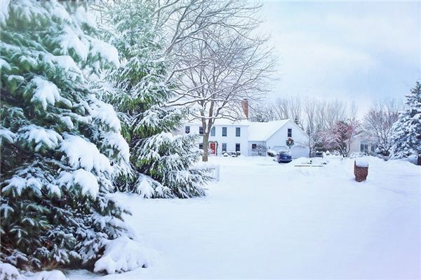 梦见白雪皑皑是什么意思 梦见白雪皑皑是什么意思