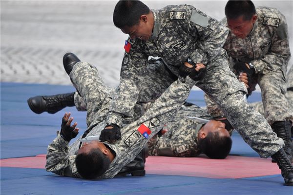 梦见被人追打是什么意思