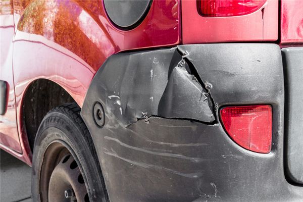 梦见车被划伤是什么意思 梦见车被划伤是什么意思